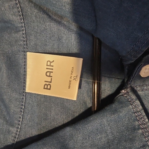 BLAIR button up light denim shirt. NWT (button) - Picture 2 of 5